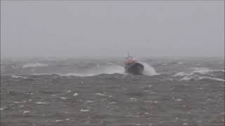 Binnenvaartschip in problemen IJsselmeer door storm 11032021 [upl. by Manoop219]