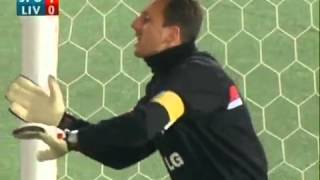 Rogério Ceni Vs Gerrard  Mundial de Clubes 2005  Defesa Espetacular De RC [upl. by Remlap673]